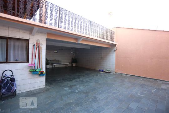 Garagem de casa à venda com 5 quartos, 210m² em Bela Vista, Osasco