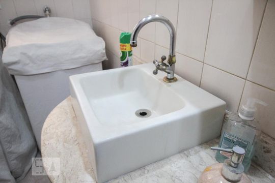 Banheiro de casa à venda com 3 quartos, 194m² em Casa Verde Média, São Paulo