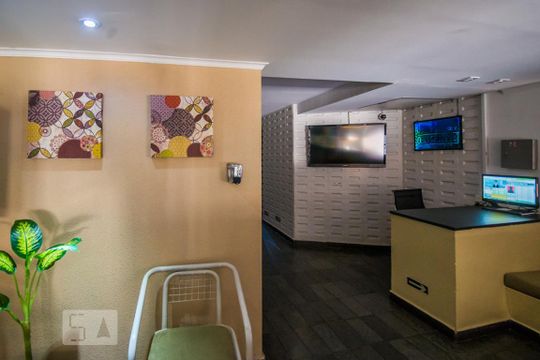 Hall de Entrada de apartamento à venda com 2 quartos, 85m² em Centro, Campinas