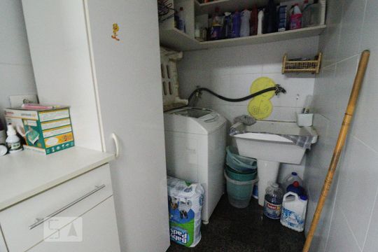 Área de Serviço de casa à venda com 3 quartos, 250m² em Vila Deodoro, São Paulo