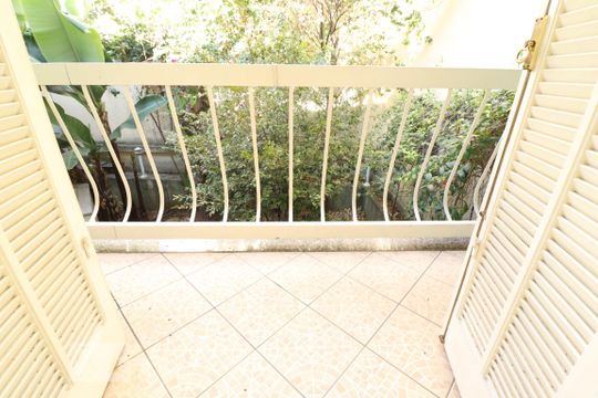 Varanda de casa à venda com 3 quartos, 250m² em Vila Deodoro, São Paulo