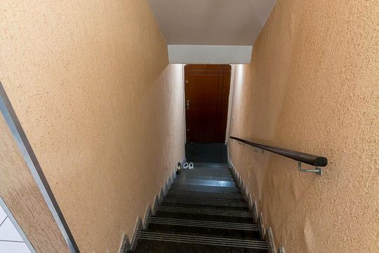 Cozinha - escadas para garagem de casa para alugar com 3 quartos, 385m² em Vila Endres, Guarulhos