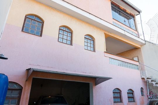 Fachada da casa de casa para alugar com 3 quartos, 385m² em Vila Endres, Guarulhos