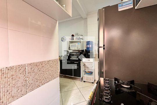 Cozinha de apartamento à venda com 3 quartos, 140m² em Jardim das Maravilhas, Santo André