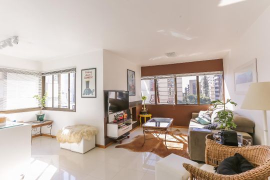 Sala de apartamento à venda com 2 quartos, 138m² em Rio Branco, Porto Alegre