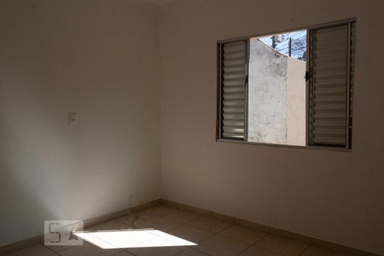 Quarto 2 de casa à venda com 2 quartos, 100m² em Jardim Piqueroby, São Paulo
