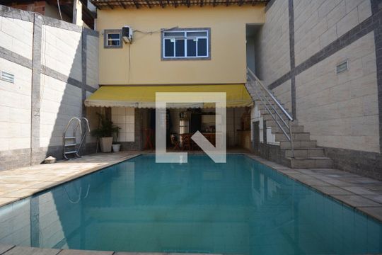 Área comum - Piscina de casa à venda com 4 quartos, 300m² em Irajá, Rio de Janeiro