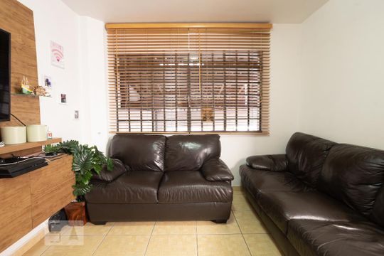 Sala de casa à venda com 3 quartos, 96m² em Parque Peruche, São Paulo