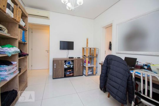 Suíte 1 de apartamento à venda com 2 quartos, 148m² em Petrópolis, Porto Alegre