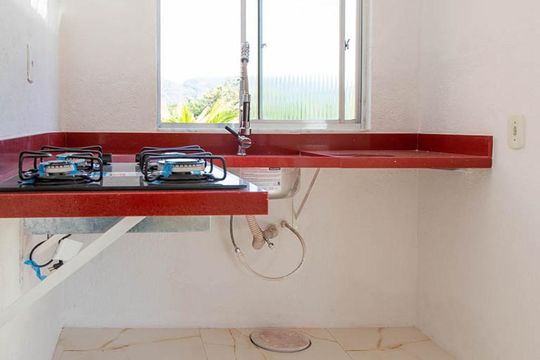 Cozinha de kitnet/studio para alugar com 1 quarto, 30m² em Vargem Grande, Rio de Janeiro