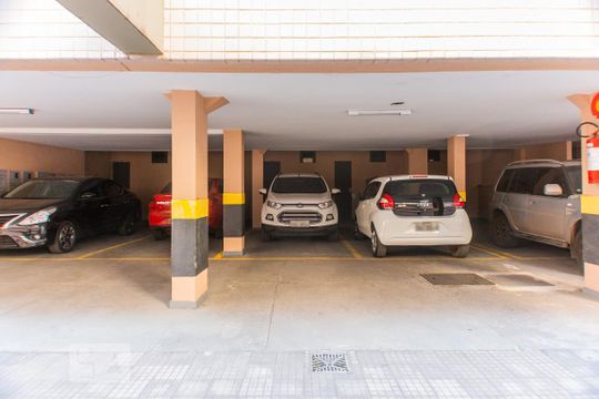Garagem de apartamento à venda com 2 quartos, 78m² em Buritis, Belo Horizonte