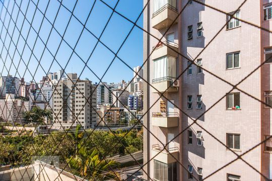 Vista da sala de apartamento à venda com 2 quartos, 78m² em Buritis, Belo Horizonte