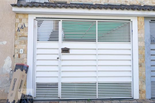 Fachada de casa à venda com 3 quartos, 150m² em Vila Maria Alta, São Paulo