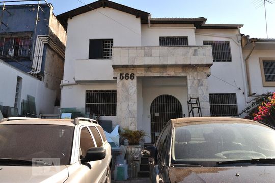Garagem de casa à venda com 7 quartos, 306m² em Vila Monumento, São Paulo
