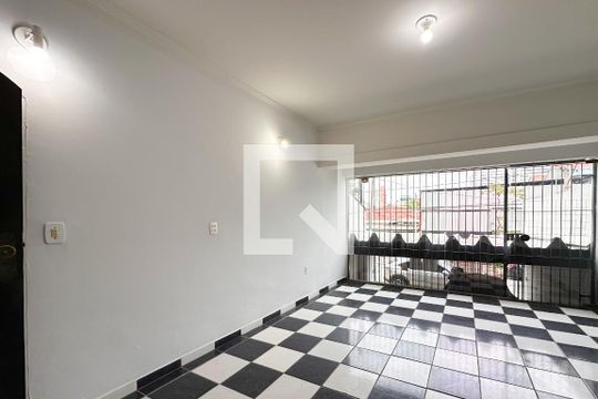 Sala de casa à venda com 2 quartos, 182m² em Jardim do Mar, São Bernardo do Campo