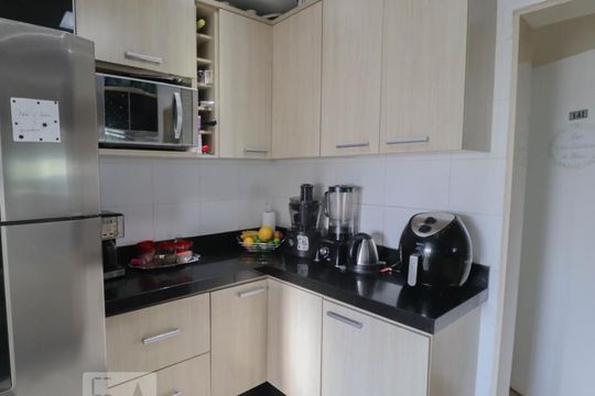 Cozinha de apartamento à venda com 3 quartos, 81m² em Jardim Gracinda, Guarulhos