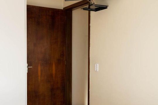 Quarto de apartamento à venda com 1 quarto, 49m² em Farroupilha, Porto Alegre
