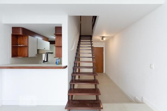 Sala de apartamento para alugar com 1 quarto, 75m² em Itaim Bibi, São Paulo