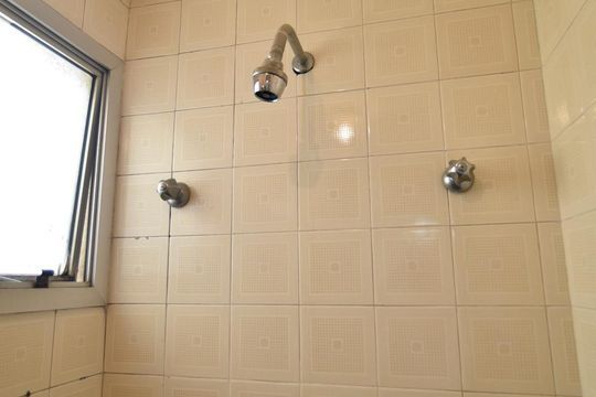 Banheiro da suite de apartamento para alugar com 2 quartos, 60m² em Mooca, São Paulo