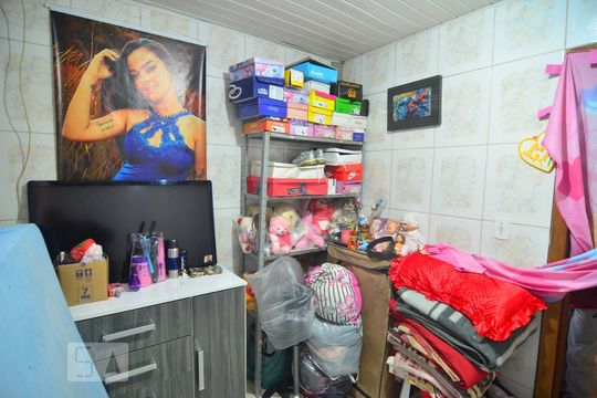 Quarto 1 de casa à venda com 3 quartos, 80m² em Harmonia, Canoas