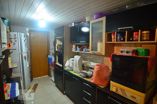 Cozinha de casa à venda com 3 quartos, 80m² em Harmonia, Canoas
