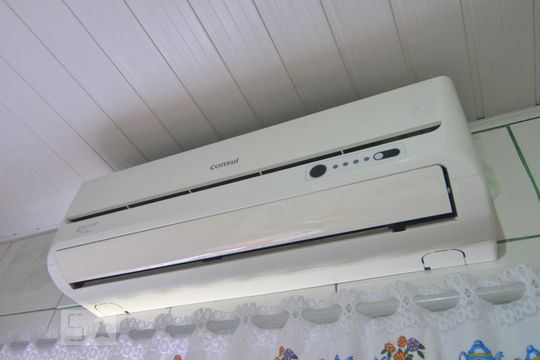 Ar condicionado de casa à venda com 3 quartos, 80m² em Harmonia, Canoas