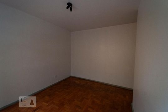Quarto de apartamento à venda com 2 quartos, 60m² em Farroupilha, Porto Alegre