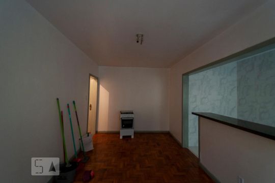 Sala de apartamento à venda com 2 quartos, 60m² em Farroupilha, Porto Alegre