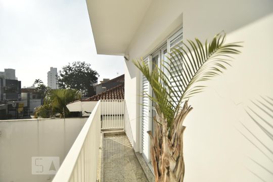 Varanda da suite 1 de casa para alugar com 3 quartos, 240m² em Tatuapé, São Paulo