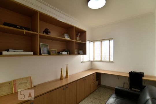 Sala 2 (escritório) de casa para alugar com 3 quartos, 240m² em Tatuapé, São Paulo