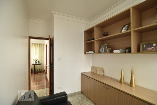 Sala 2 (escritório) de casa para alugar com 3 quartos, 240m² em Tatuapé, São Paulo