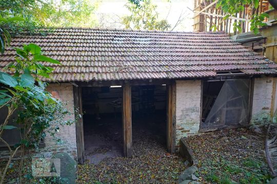 Deposito de casa à venda com 3 quartos, 181m² em Rio Branco, Porto Alegre