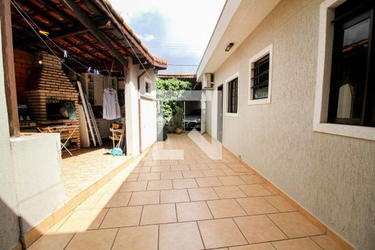 quintal de casa à venda com 2 quartos, 191m² em Jardim Paraíso, São Paulo
