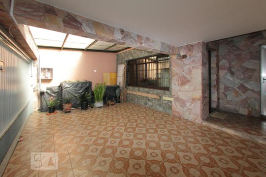 Quintal de casa à venda com 3 quartos, 148m² em Rudge Ramos, São Bernardo do Campo