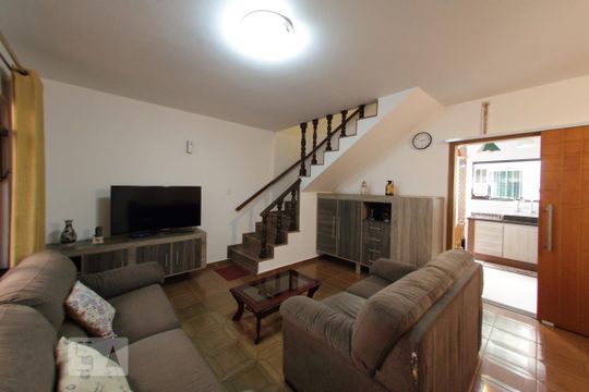 Sala de casa à venda com 3 quartos, 148m² em Rudge Ramos, São Bernardo do Campo