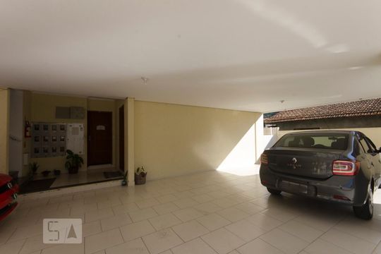 Hall de Entrada de apartamento para alugar com 2 quartos, 68m² em Ingleses do Rio Vermelho, Florianópolis