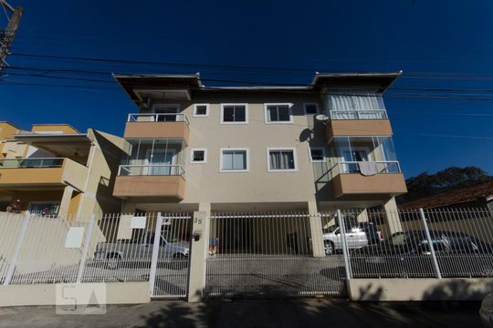 Fachada de apartamento para alugar com 2 quartos, 68m² em Ingleses do Rio Vermelho, Florianópolis