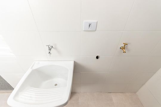 Área de serviço de apartamento para alugar com 2 quartos, 60m² em Vila Santa Inês, São Paulo