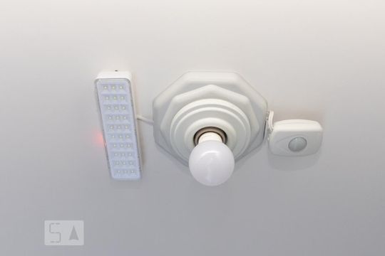 Corredor de acesso de apartamento para alugar com 2 quartos, 60m² em Vila Santa Inês, São Paulo