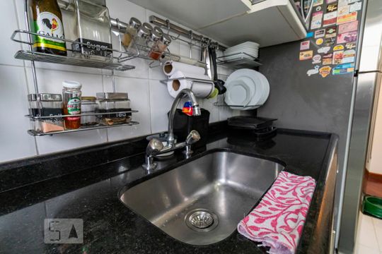 Cozinha de apartamento à venda com 2 quartos, 60m² em Ipiranga, São Paulo