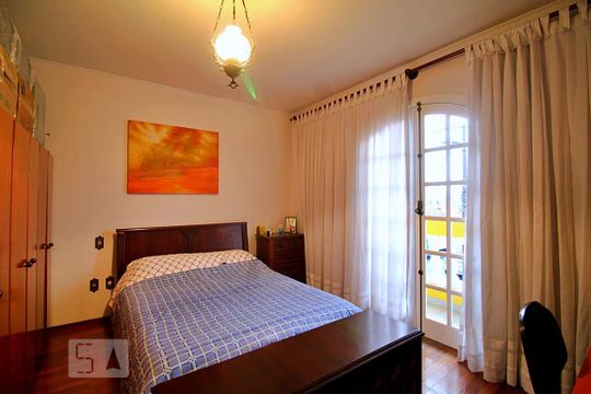 Quarto Suíte de casa à venda com 3 quartos, 202m² em Utinga, Santo André