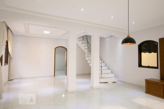 Sala de casa à venda com 5 quartos, 332m² em Itaquera, São Paulo