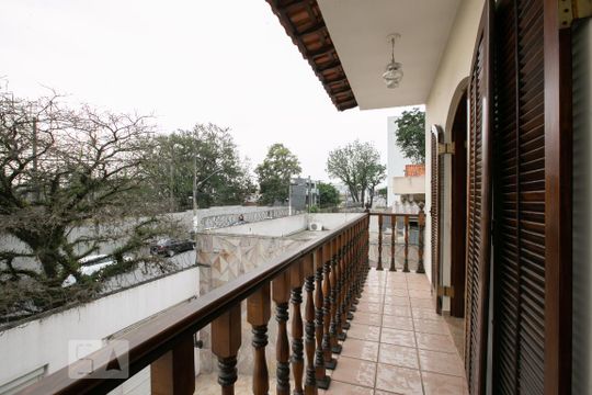 Varanda da suíte 1 de casa para alugar com 5 quartos, 332m² em Itaquera, São Paulo