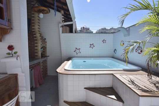 Piscina Churrasqueira de casa de condomínio à venda com 3 quartos, 130m² em Anil, Rio de Janeiro