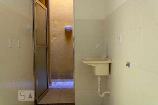 Área de Serviço de kitnet/studio para alugar com 1 quarto, 43m² em Campo Grande, Rio de Janeiro