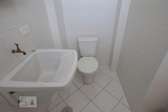 Banheiro de kitnet/studio à venda com 1 quarto, 26m² em Centro Histórico de São Paulo, São Paulo
