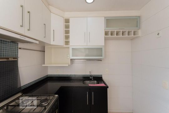 Cozinha e Área de Serviço de apartamento à venda com 2 quartos, 68m² em Vila Isabel, Rio de Janeiro