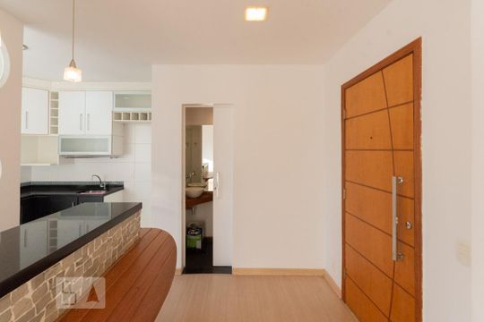 Sala de apartamento para alugar com 2 quartos, 68m² em Vila Isabel, Rio de Janeiro