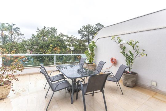 Quintal de casa para alugar com 3 quartos, 200m² em Anchieta, São Bernardo do Campo