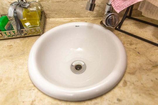 Pia de casa à venda com 3 quartos, 200m² em Anchieta, São Bernardo do Campo